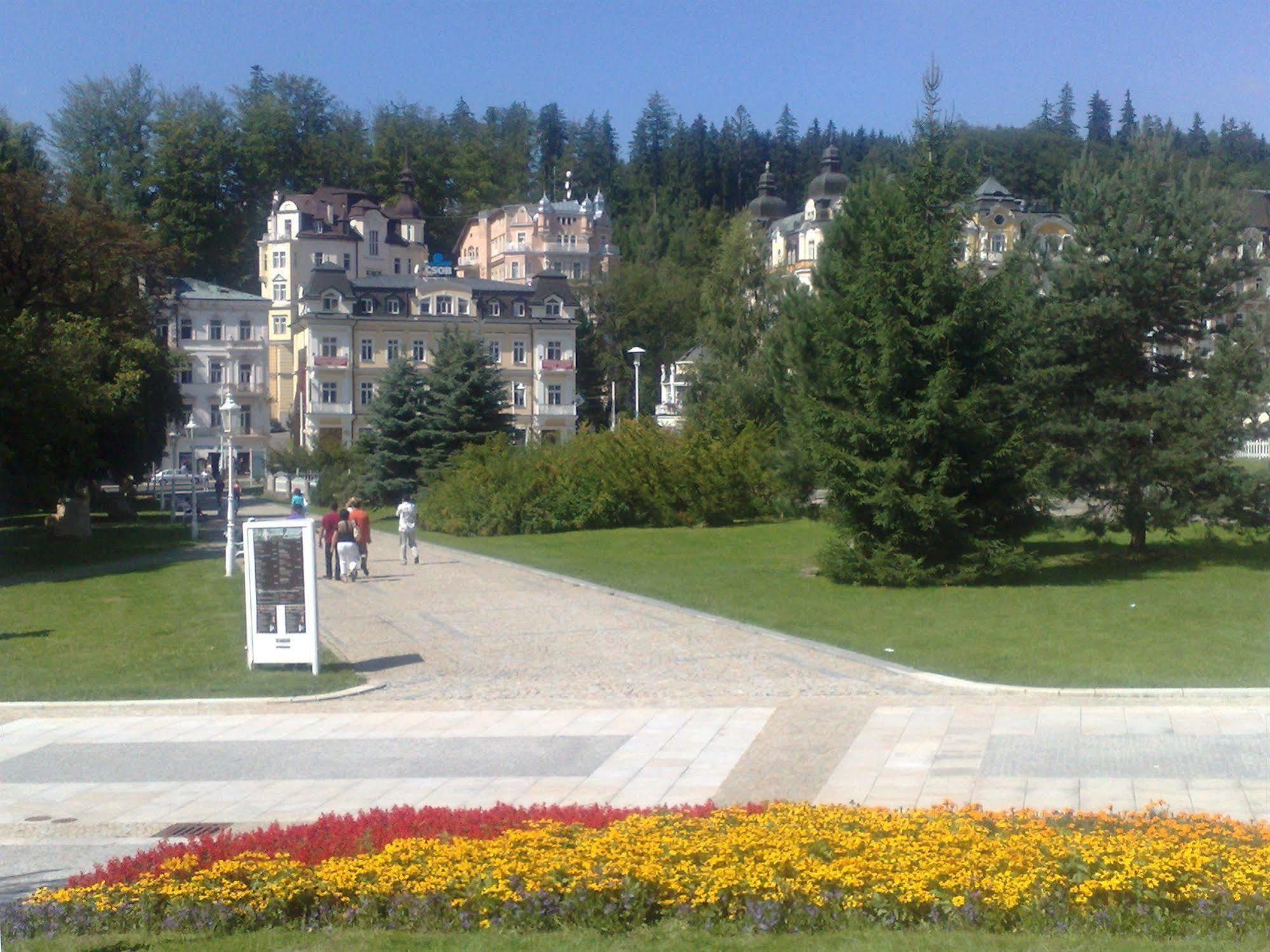 Apartments Central Park Marienbad Esterno foto
